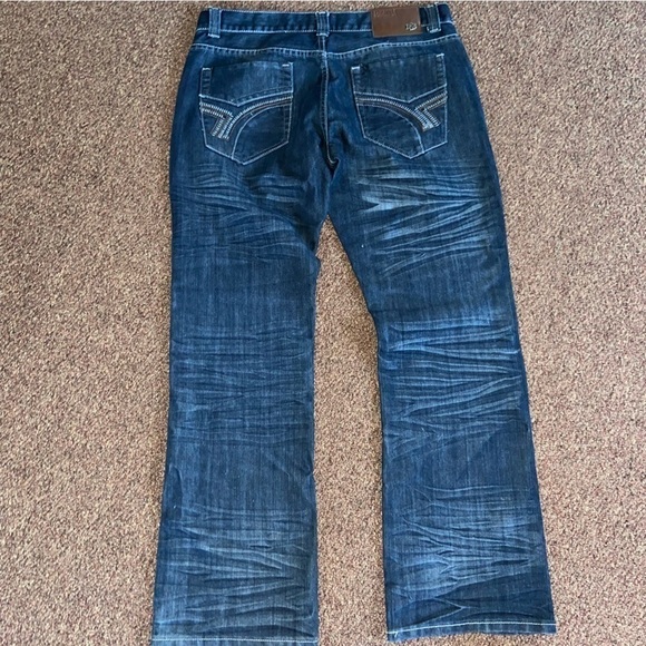 Denim republic, sturdy men’s jeans with a really cool wash. Durable and sporty. - Picture 3 of 7